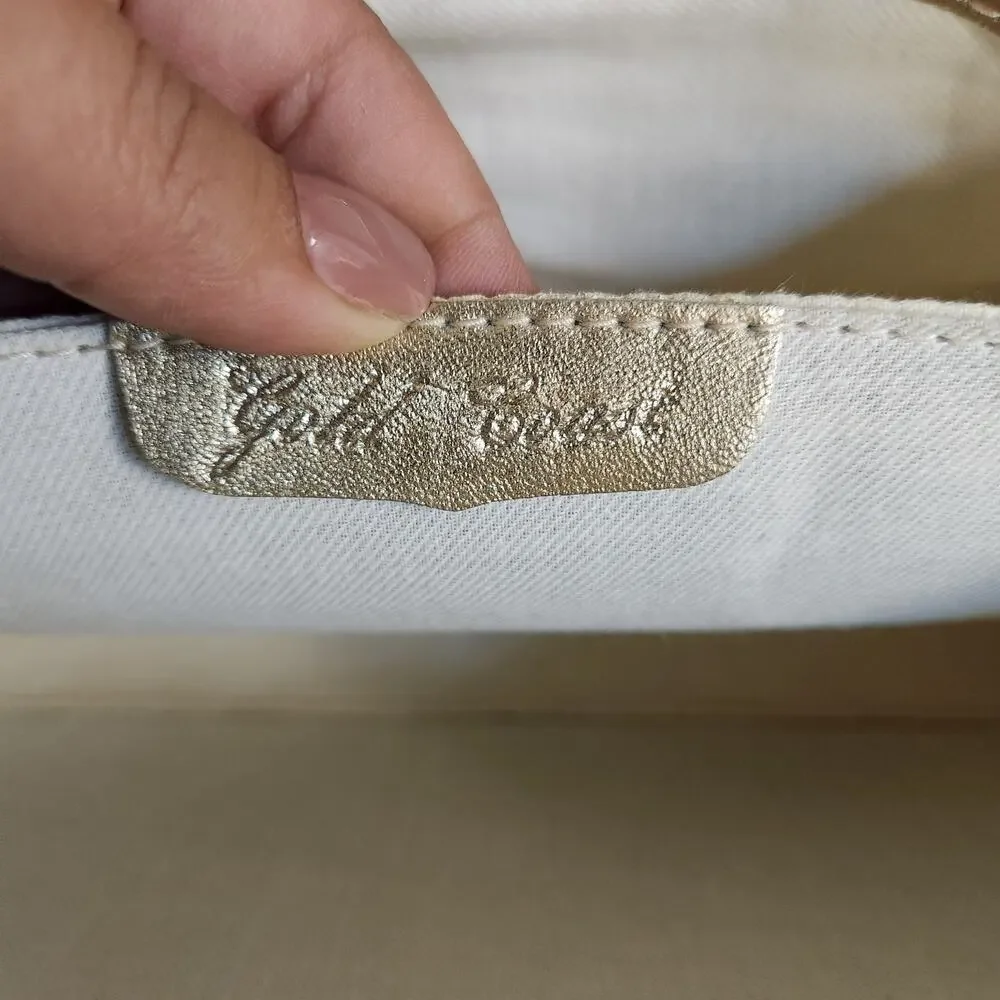 Gold Coast Gold/Metalic Woven Leather Design - Picture 8 of 10